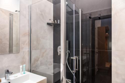 2_main-exclusive-room-bagno-camera-7